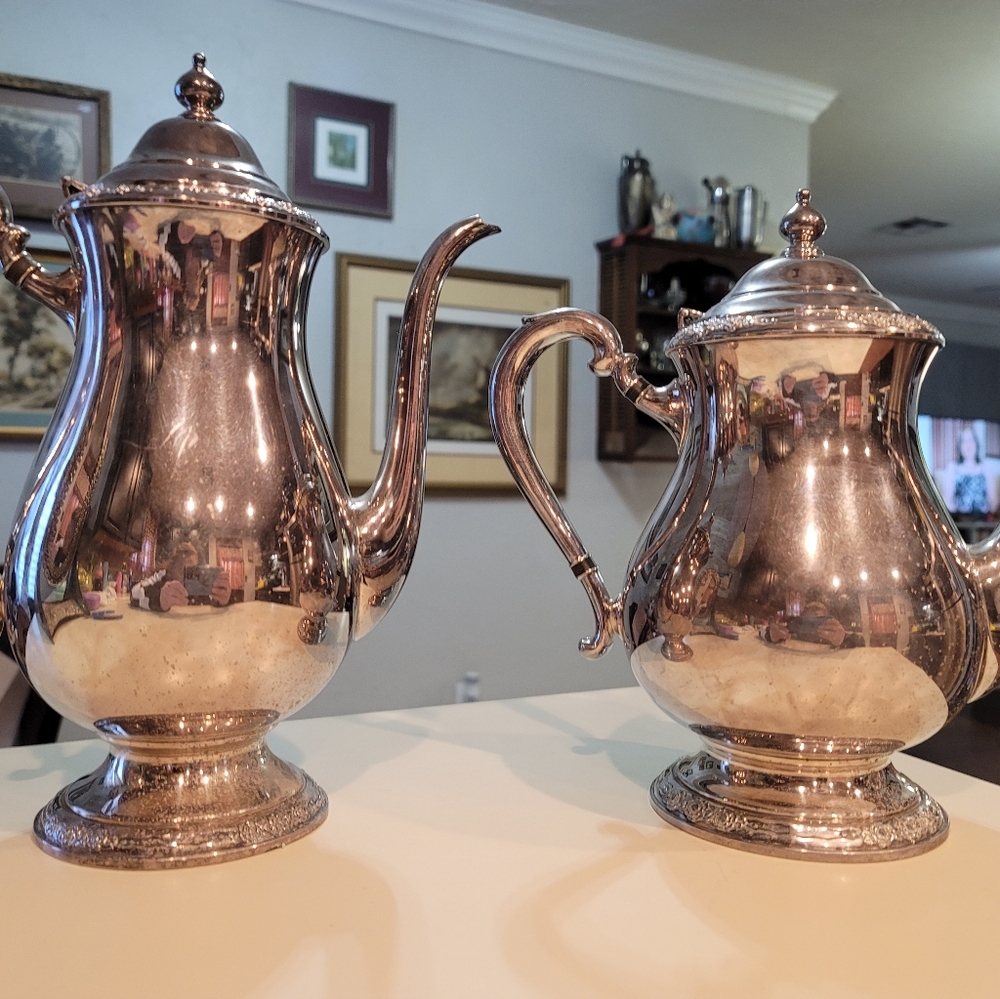 CAMILLE International Silver Co Silverplate Teapot